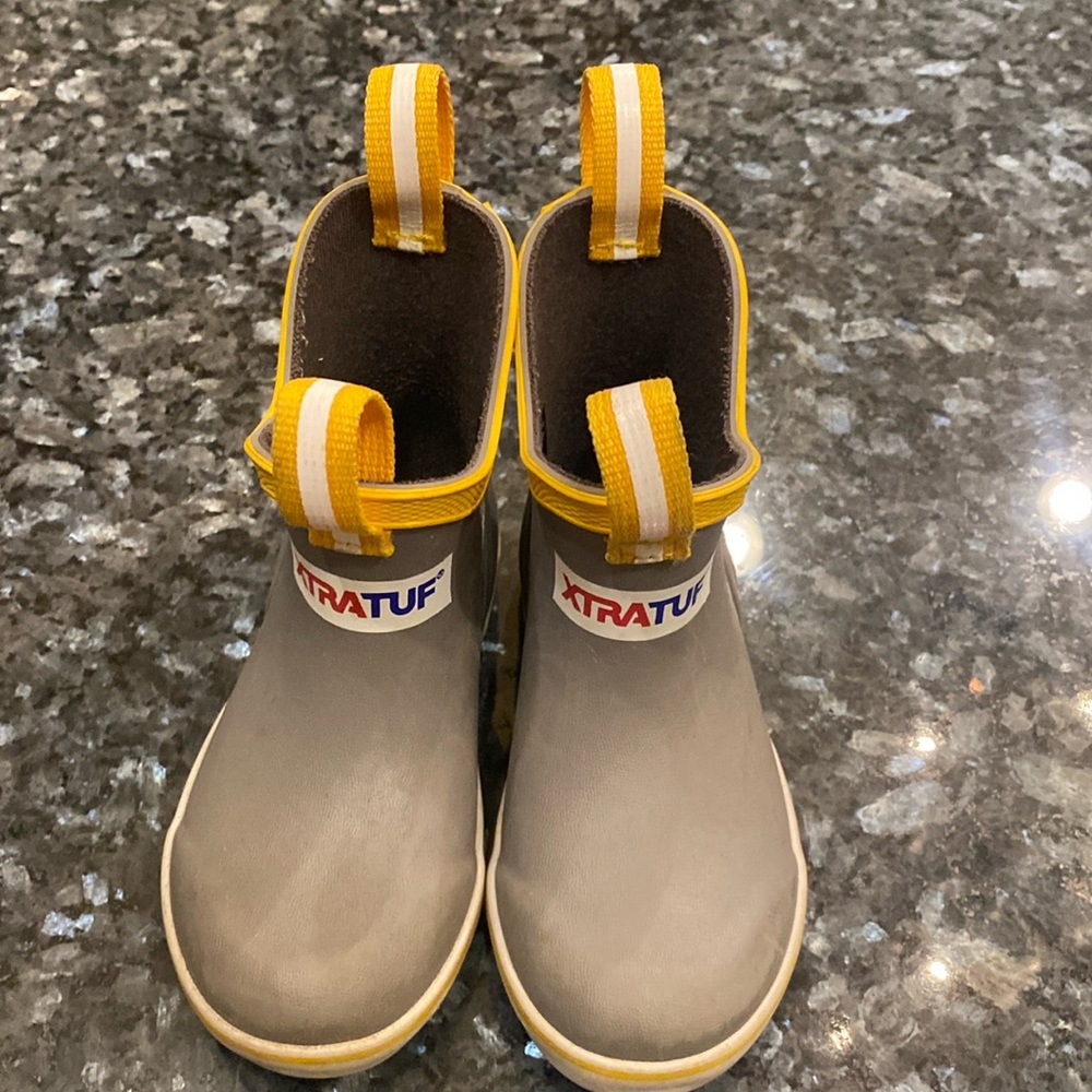 Toddler rain boots!